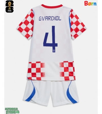 Kroatien Josko Gvardiol #4 Replika Babytøj Hjemmebanesæt Børn VM 2026 Kortærmet (+ Korte bukser)